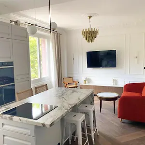 Apartment Le Petit Versailles - Centre, Grenoble